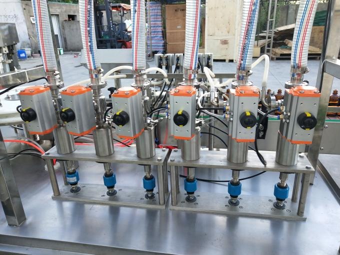Avtomatski stroj za polnjenje steklenic